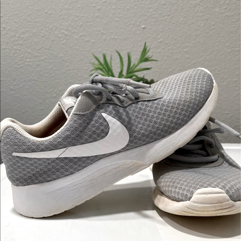 Women Nike running shoes size 7